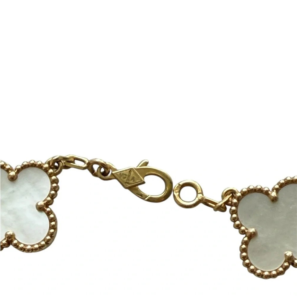 100% Authentic Van Cleef & Arpels Vintage Alhambra bracelet, 5 motifs, 18k Gold - Picture 4 of 17